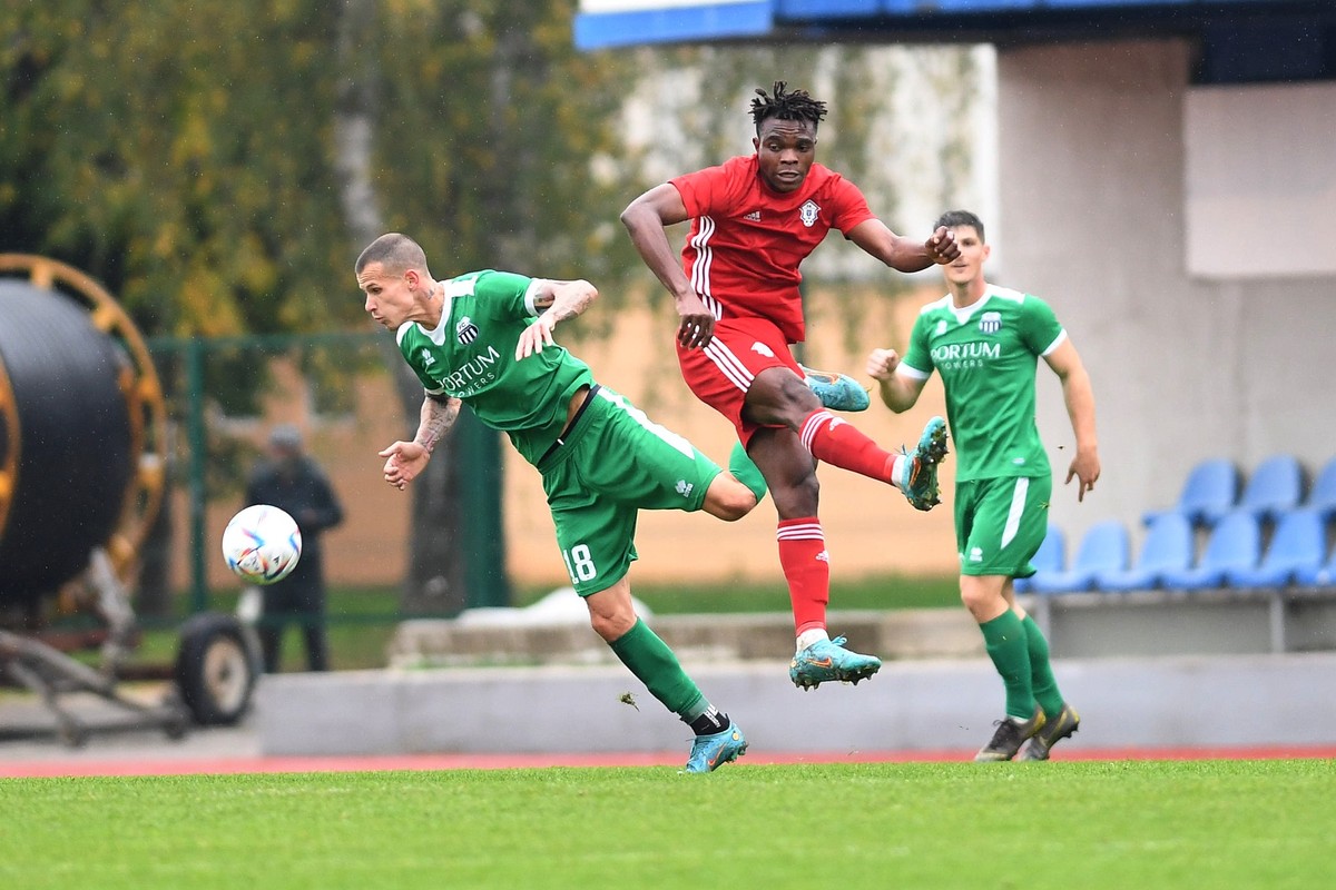 II LIGA Vedúce duo nezaváhalo Slovenský futbalový zväz