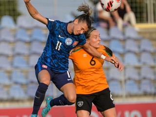 Momentka zo zápasu Slovensko - Írsko v kvalifikácii MS vo futbale žien 2023.