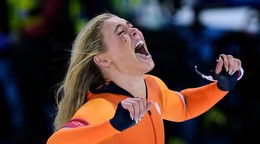 Jutta Leerdamová oslavuje zlatú medailu na ZOH 2026.