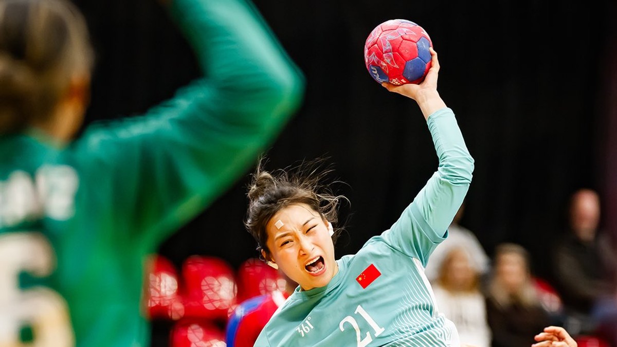 Momentka zo zápasu Čína - Kuba.