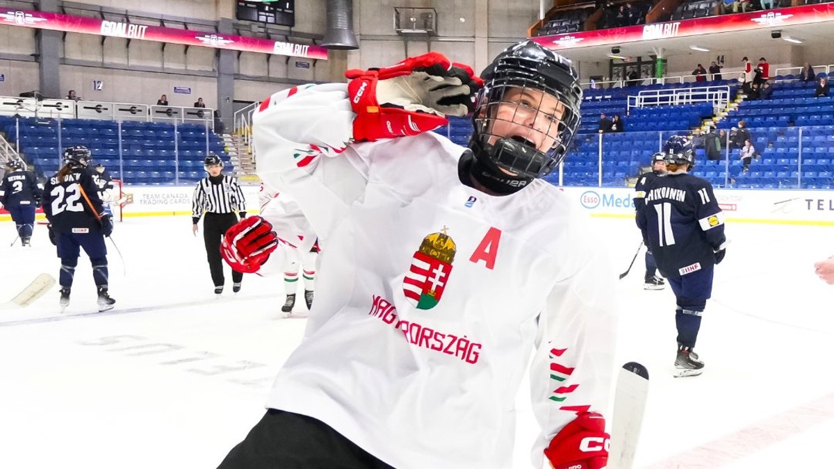 Hokejistka Maďarska.