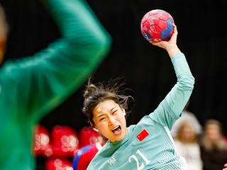 Momentka zo zápasu Čína - Kuba.