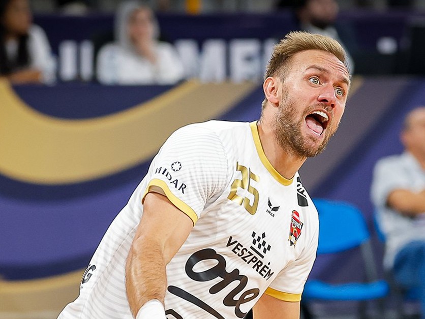 Hráč Veszprému oslavuje gól.
