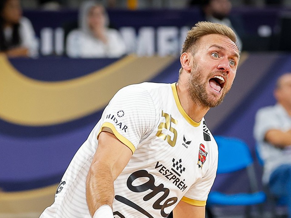 Hráč Veszprému oslavuje gól.