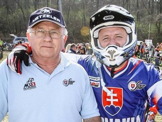 Josef Bohuslav (vľavo).