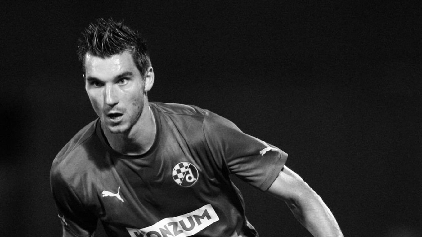 Nikola Pokrivač v drese Dinamo Záhreb.