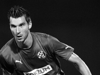 Nikola Pokrivač v drese Dinamo Záhreb.