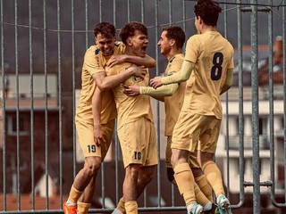 Rastislav Korba oslavuje gól.