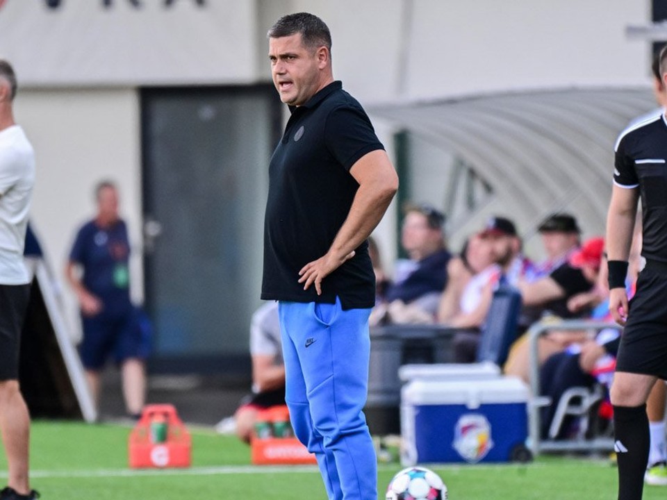 Tréner Branislav Fodrek na lavičke Slovana Liberec.