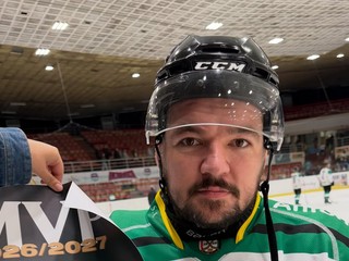 Emil Bagin v drese poľského tímu JKH GKS Jastrzebie.