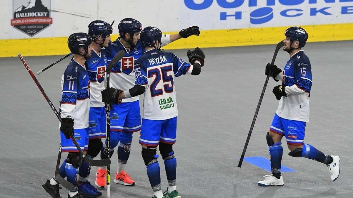 Reprezentanti Slovenska v hokejbale.