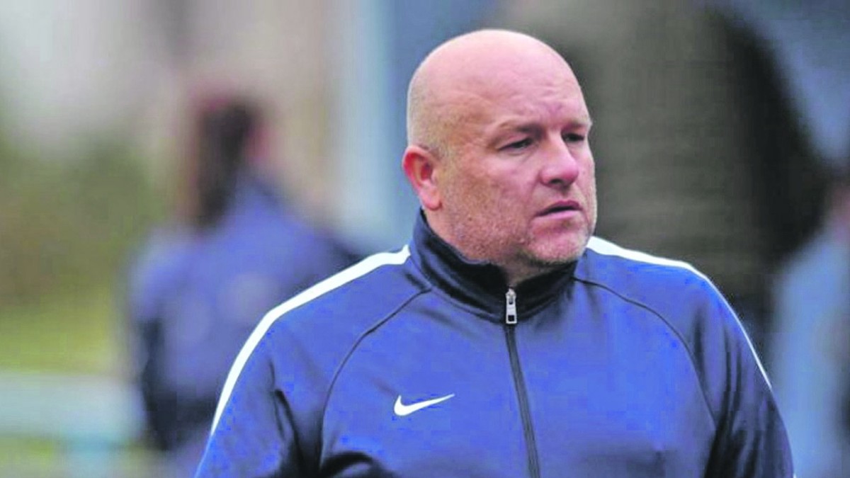 Myslel si, že je to vtip. Bývalý český futbalista zachránil život vodičovi autobusu