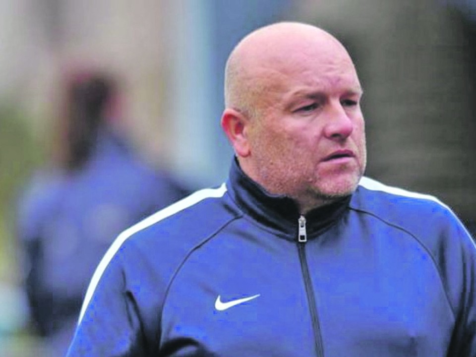 Myslel si, že je to vtip. Bývalý český futbalista zachránil život vodičovi autobusu