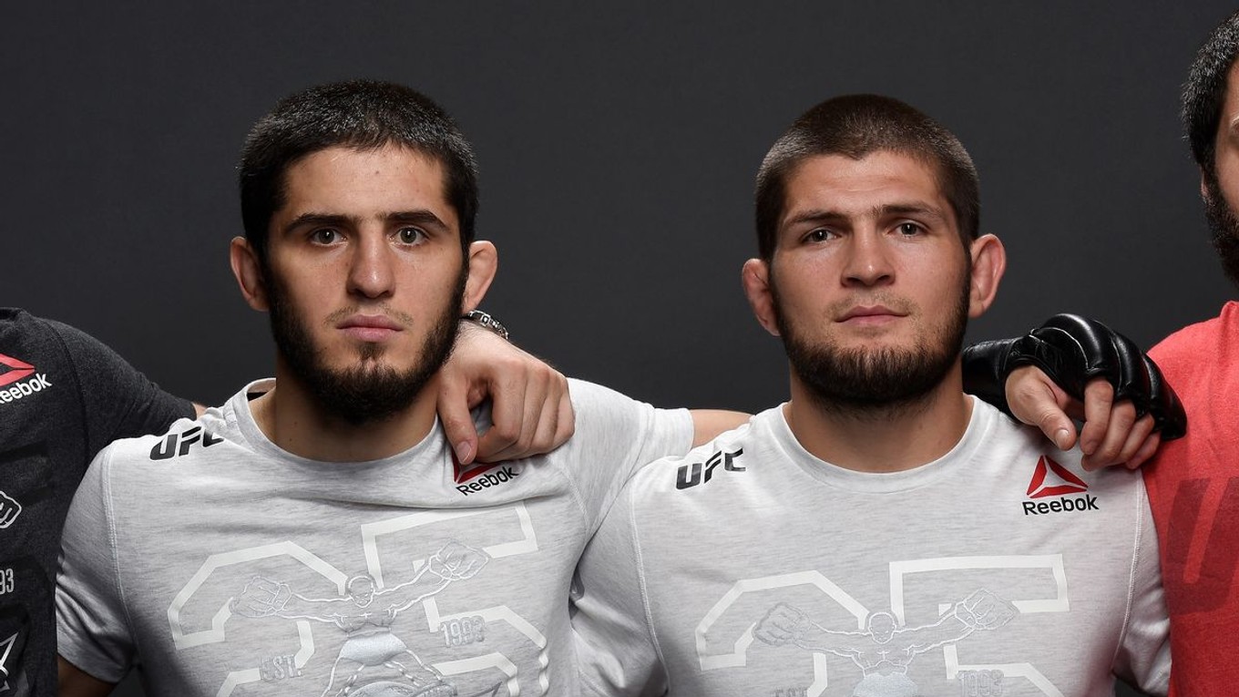 Islam Makhachev a Khabib Nurmagomedov.