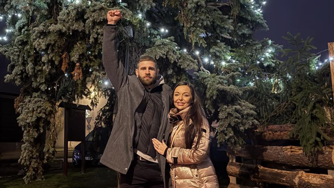 Procházka s partnerkou Kamilou.