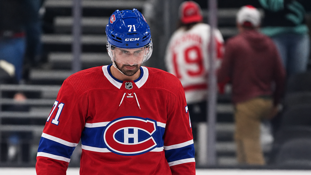 Dylan Larkin v možnom drese Montrealu Canadiens. Vytvorené cez AI.