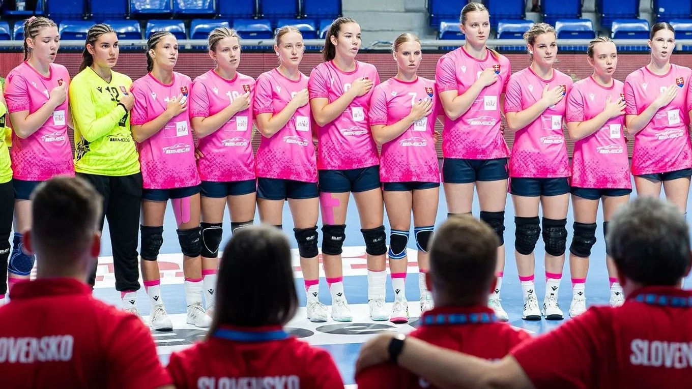 Hádzanárky Slovenska do 17 rokov počas ME 2025.