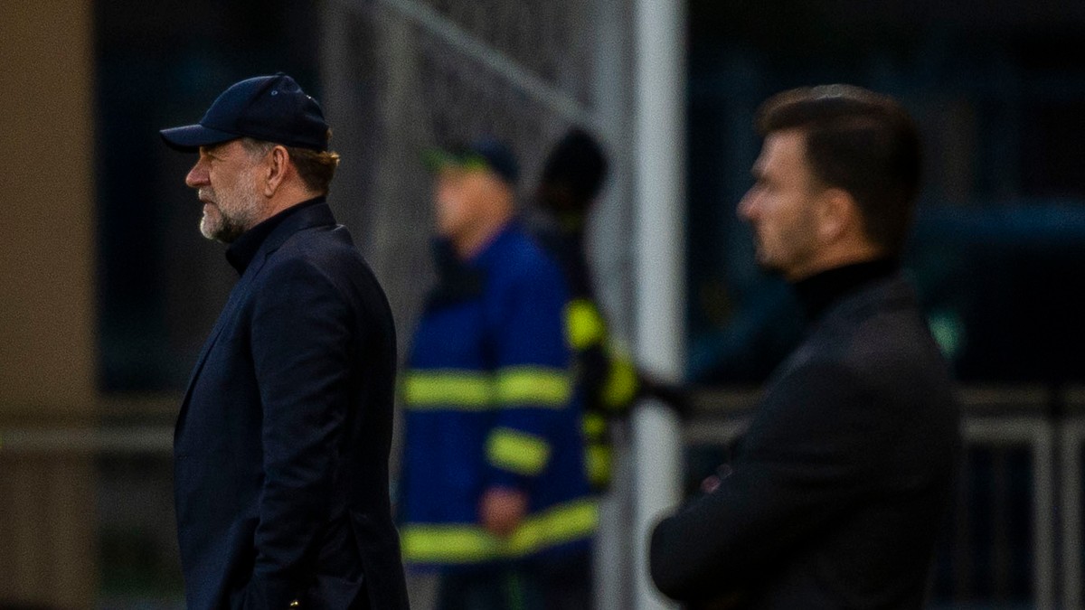 Na snímke zľava tréner ŠK Slovan Bratislava Vladimír Weiss st. a Michal Gašparík. 