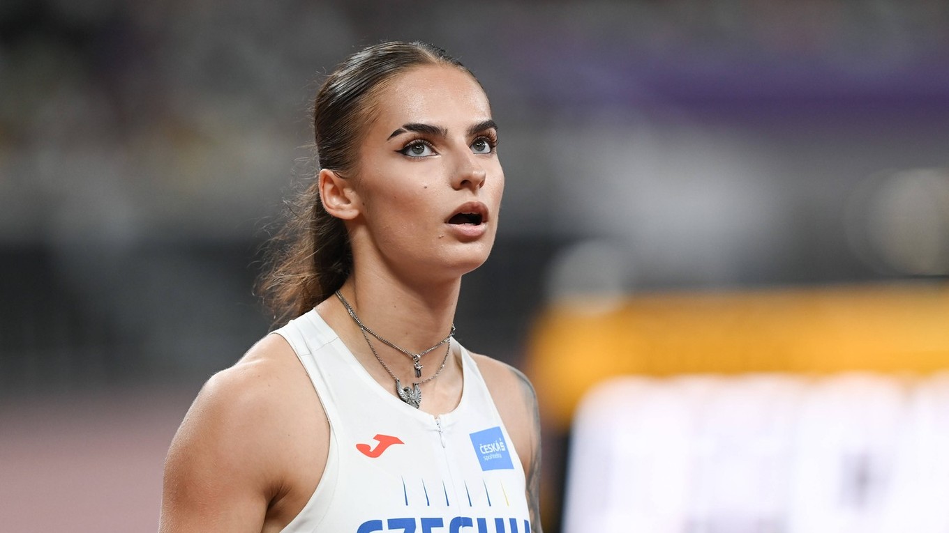 Karolína Maňasová