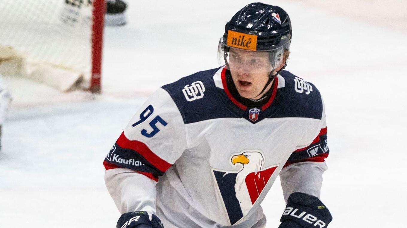 Na snímke Jonáš Peterek (Slovan) počas predohrávky 20. kola Tipos extraligy HC Slovan Bratislava - HK Nitra 13. novembra 2024 v Bratislave. FOTO TASR - Jakub Kotian


- Slovensko
- šport
- hokej
- extraliga
- TEL
- 20
- kolo
- predohrávka
- Slovan
- Nitra
- BAX