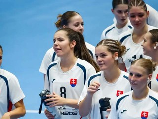 Hádzanárky Slovenska do 18 rokov. 