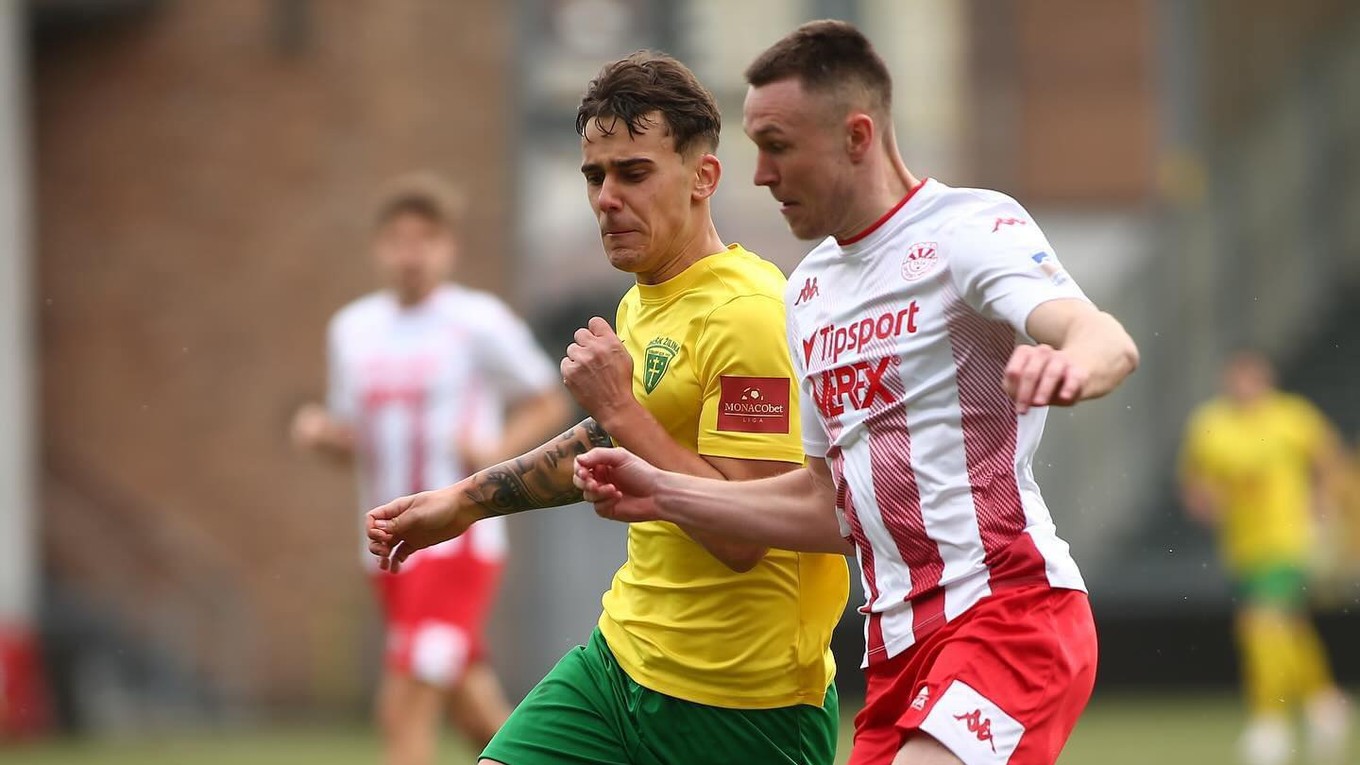 Peter Voško (vpravo) v drese MFK Tatran Liptovský Mikuláš.