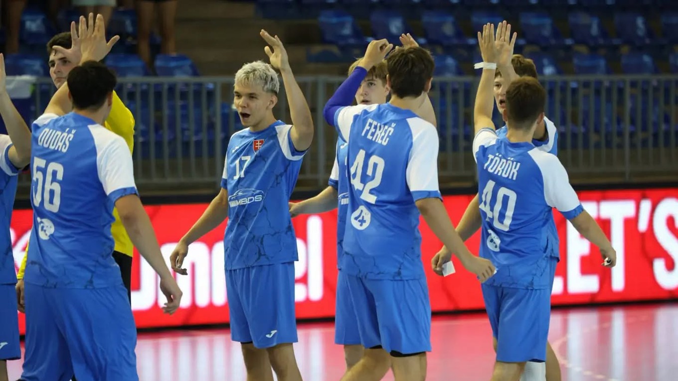 Slovenskí hádzanári do 18 rokov. 