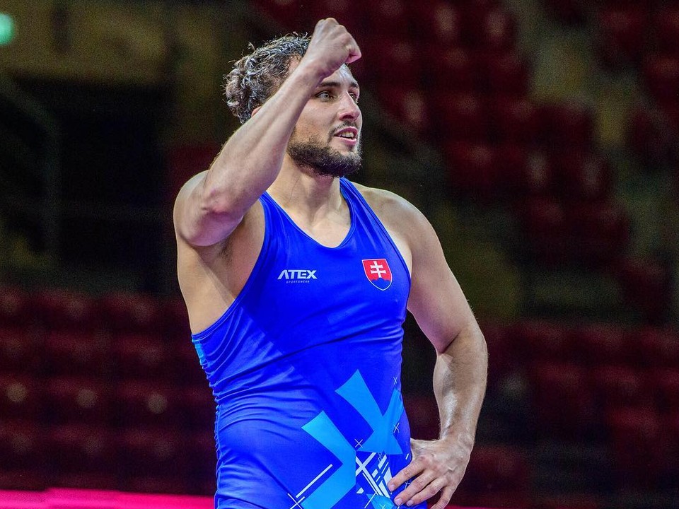 Boris Makojev.
