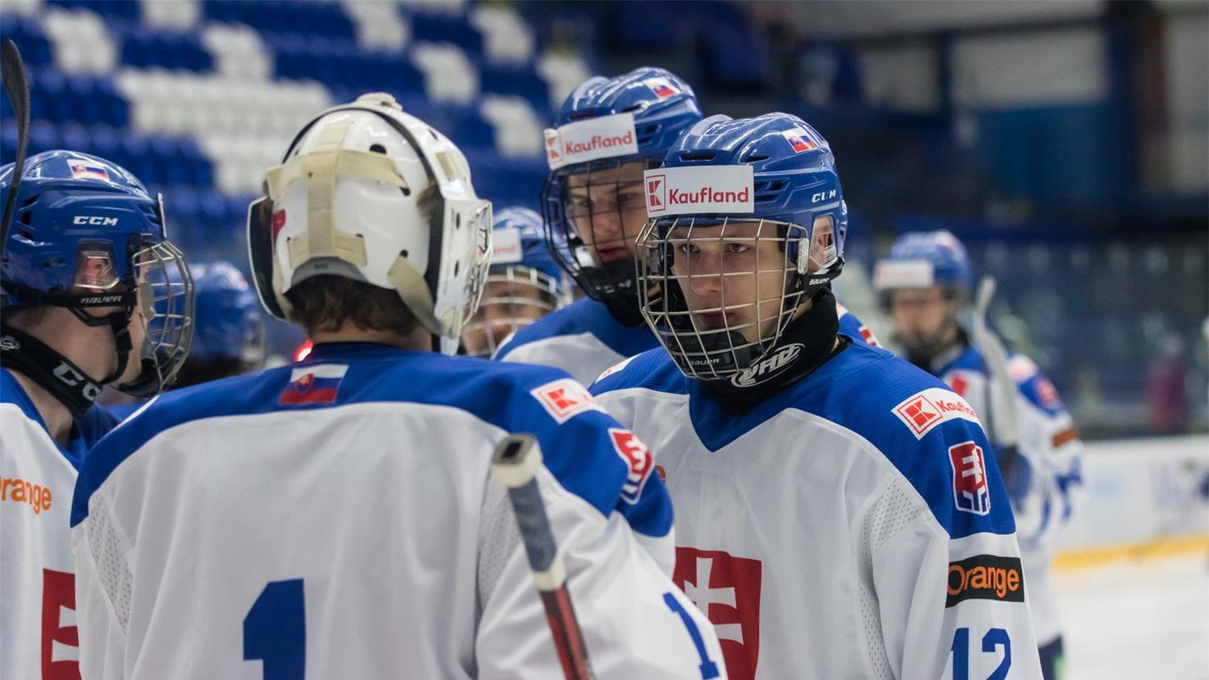 Program, výsledky, tabuľka - Slovensko na Turnaji 5 krajín do 17 rokov v Piešťanoch (hokej).