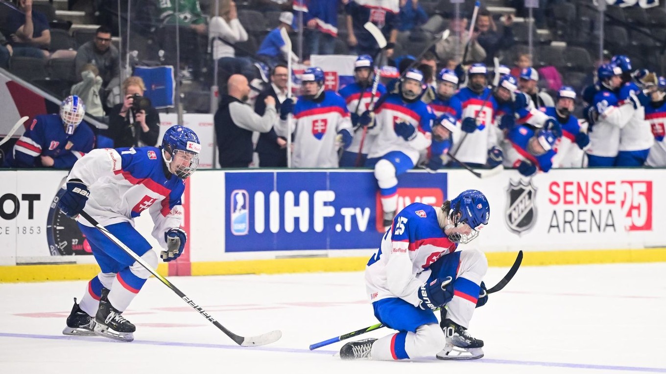 Slovenskí hokejisti do 18 rokov.