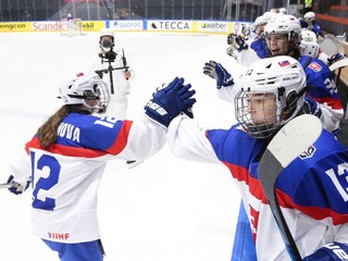 Nela Lopušanová na MS v hokeji žien do 18 rokov 2023.