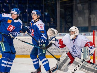 Momentka zo zápasu Slovensko U20 - Česko U20 na Turnaji piatich krajín do 20 rokov vo švédskom Nyköpingu.