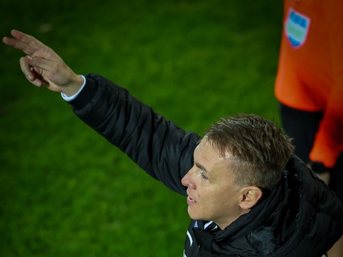 ŽENY A-tréner Peter Kopúň, prípravné zápasy.jpg