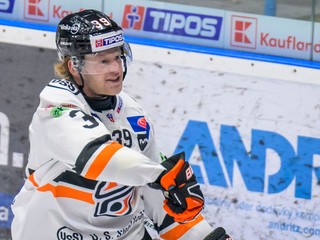 Hokejista HC Košice Brett Pollock.