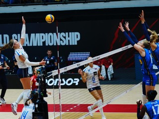 Karin Šunderlíková v zápase Slovensko - Taliansko na MS vo volejbale 2025.