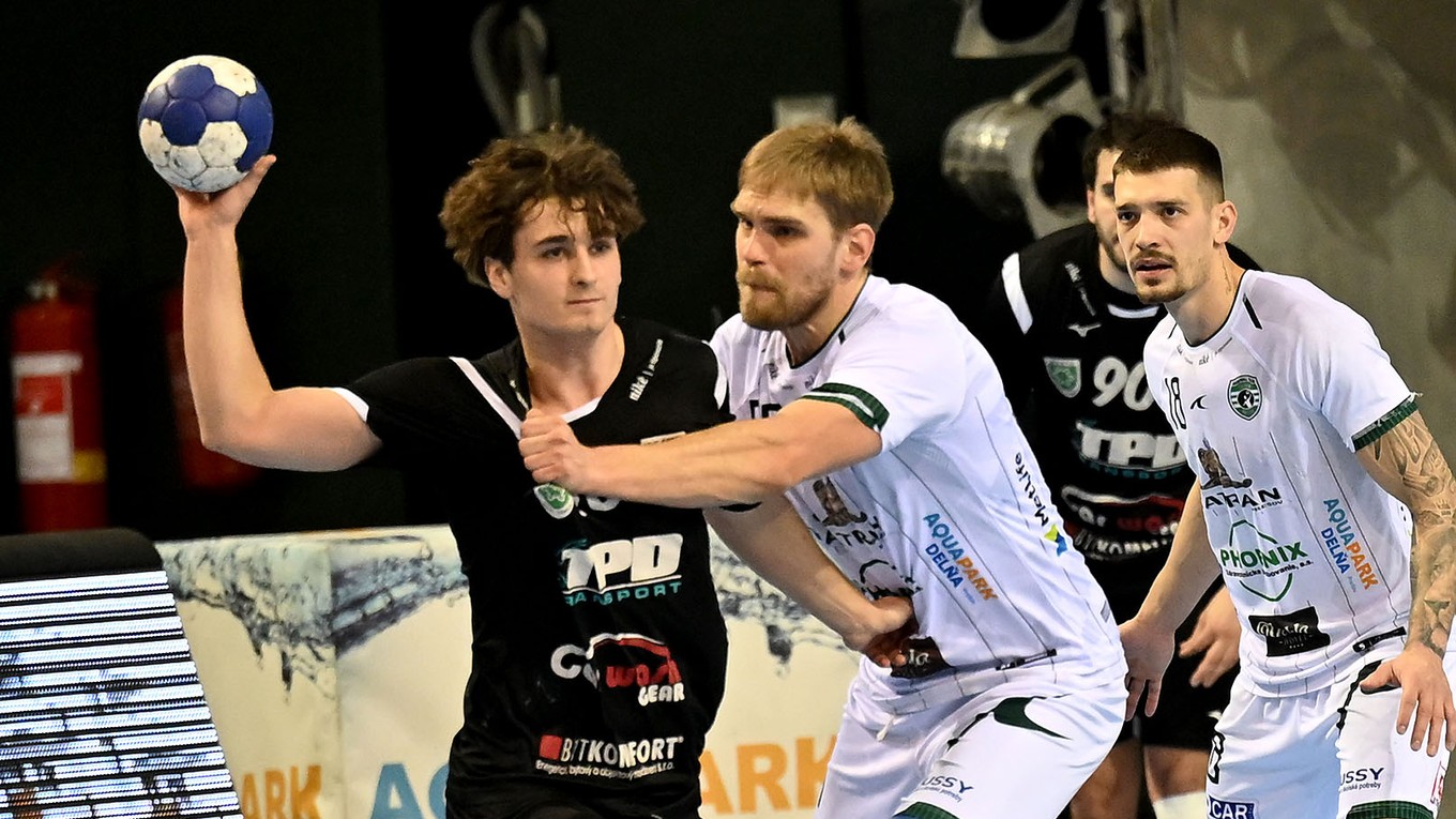 Fotka zo zápasu MHC Štart Nové Zámky - HT Tatran Prešov.