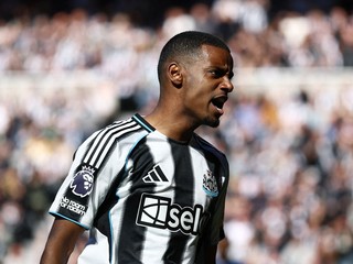 Alexander Isak v drese Newcastle United.