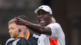 Na snímke tréner Slovana Yaya Touré.