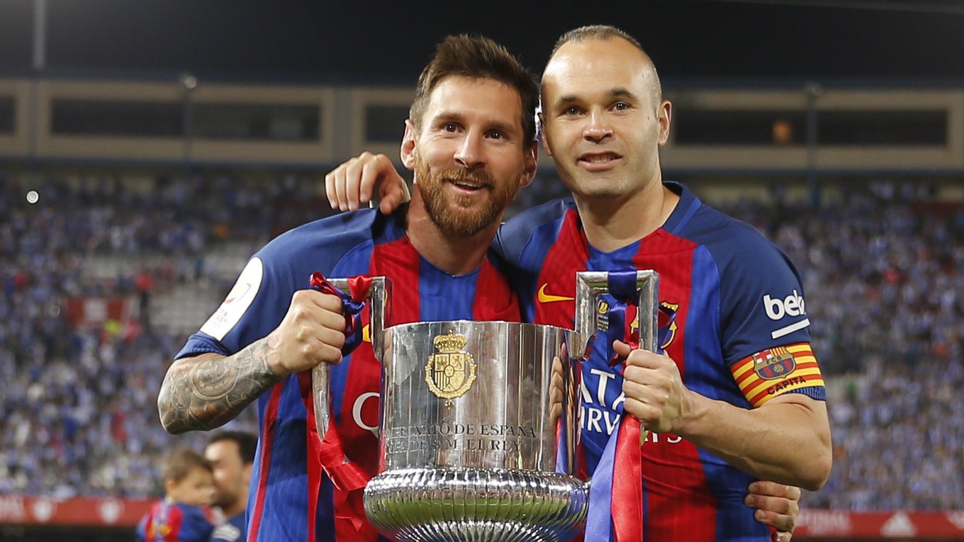 Lionel Messi a Andrés Iniesta v drese FC Barcelona. 