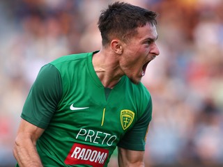 Slovenský futbalista Adrián Kaprálik v drese MŠK Žilina. 