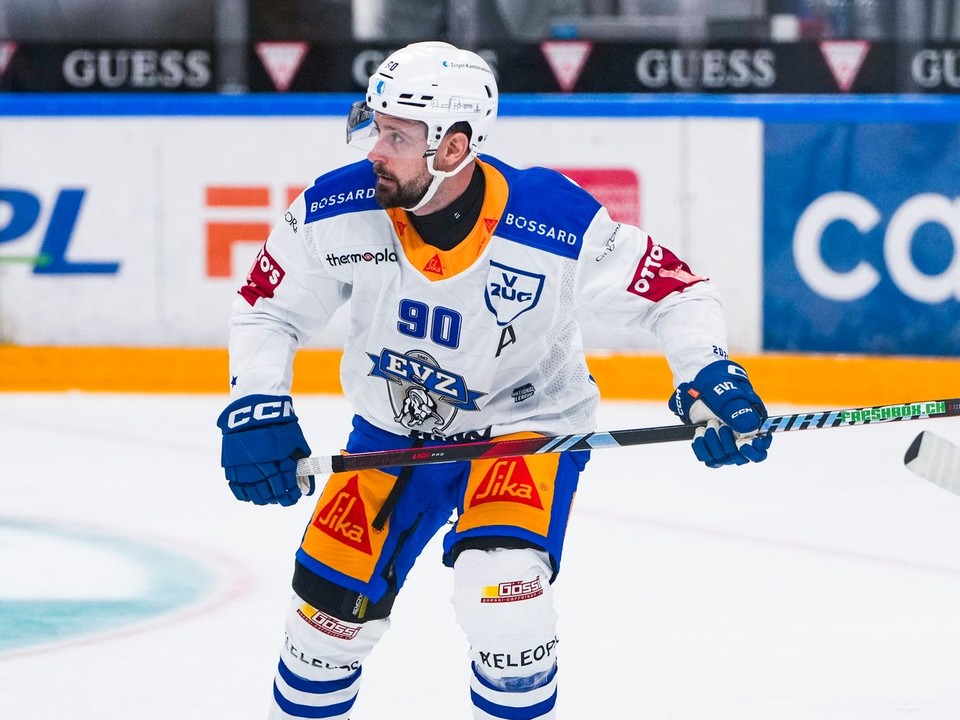 Tomáš Tatar v drese Zugu. 