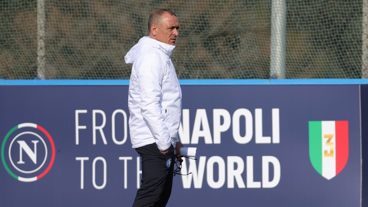 Uspeje Neapol s trénerom Calzonom proti Barcelone? Športový program na dnes (21. február)