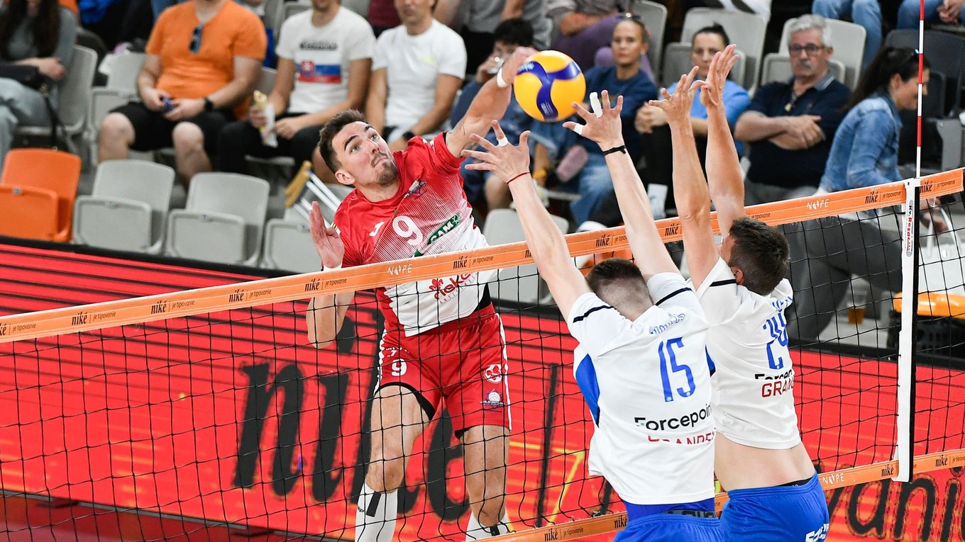 Peter Mlynarčík (vľavo).