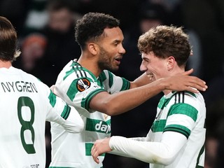 Hráči Celticu sa tešia z víťazstva.
