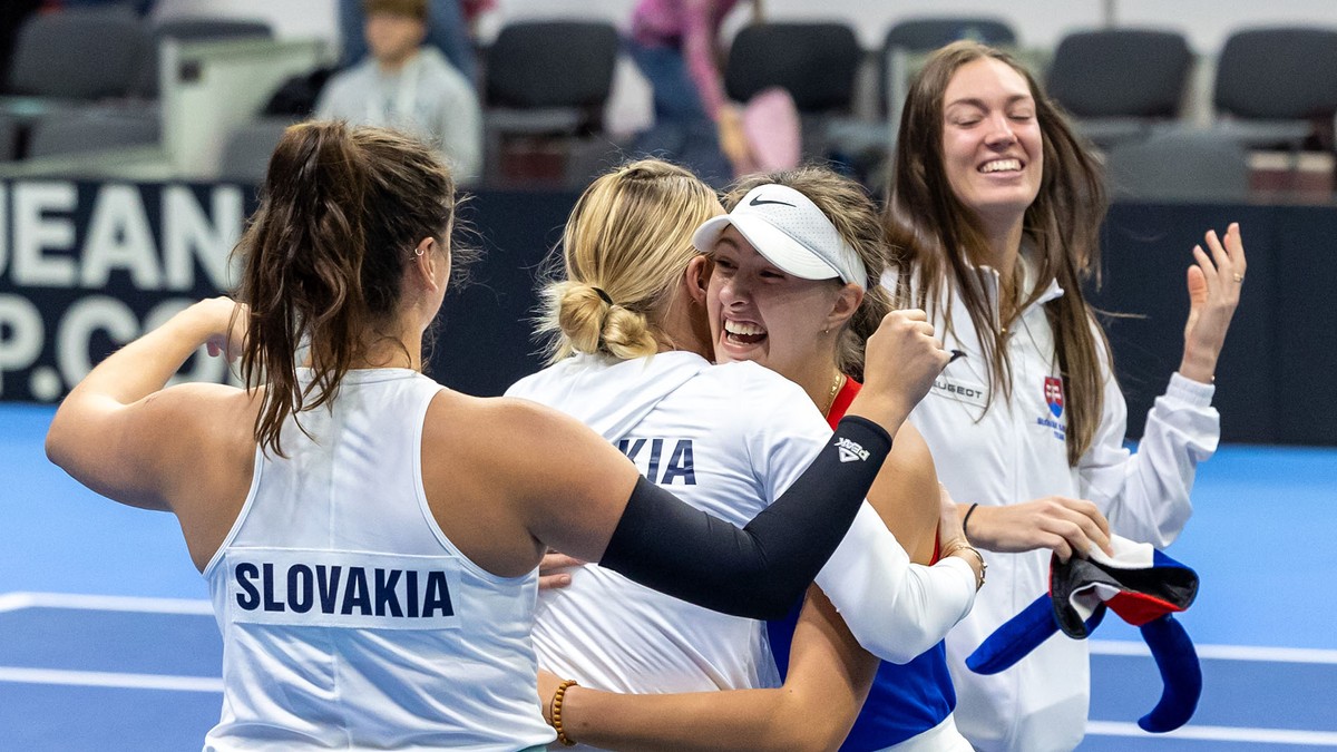 Vyzvú Slovinky. Slovenské tenistky zabojujú o finálový turnaj v najsilnejšom zložení