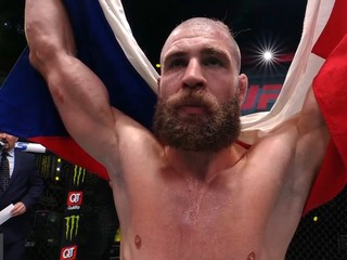 Jiří Procházka sa zapísal do histórie UFC.