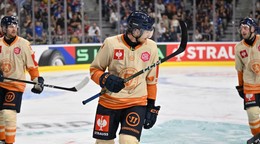 Peter Cehlárik v drese Växjö Lakers.