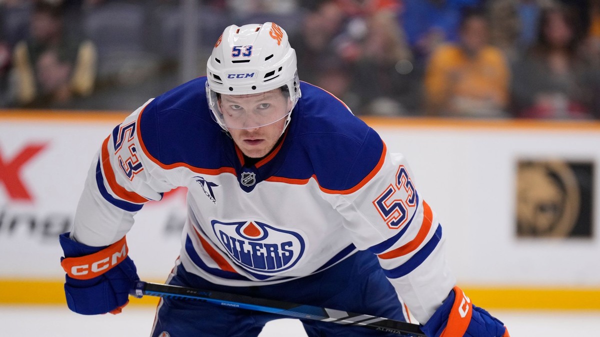 Kanadský hokejista Jeff Skinner.
