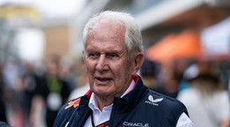 Poradca tímu Red Bull Racing Helmut Marko.