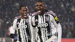 Hráči Juventusu oslavujú gól.